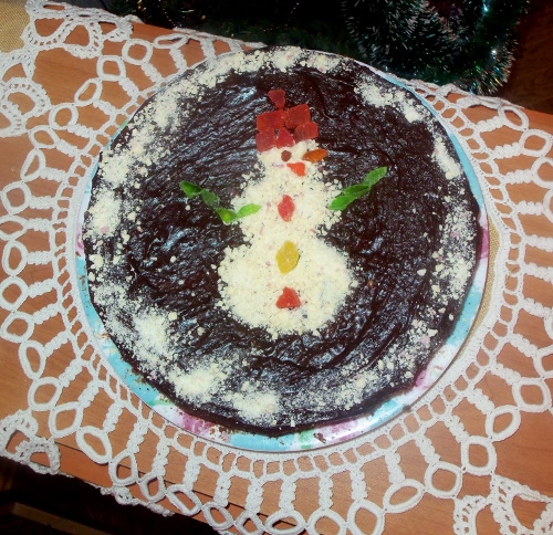 шоколадный брауни торт со снеговиком