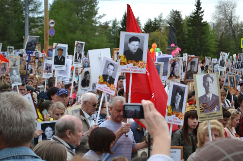 бессмертный полк танкоград 9 мая